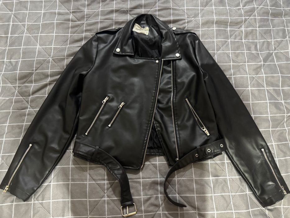 Куртка, кожанка, джинсовка женские