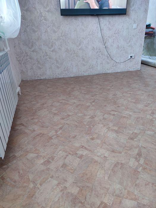 Линолеум б/у в хорошем состоянии