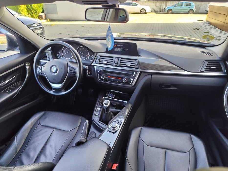 BMW 3 Series 2012 — imagine 5