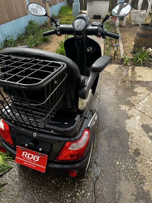 Triciclu electric RDB C-Klass 2