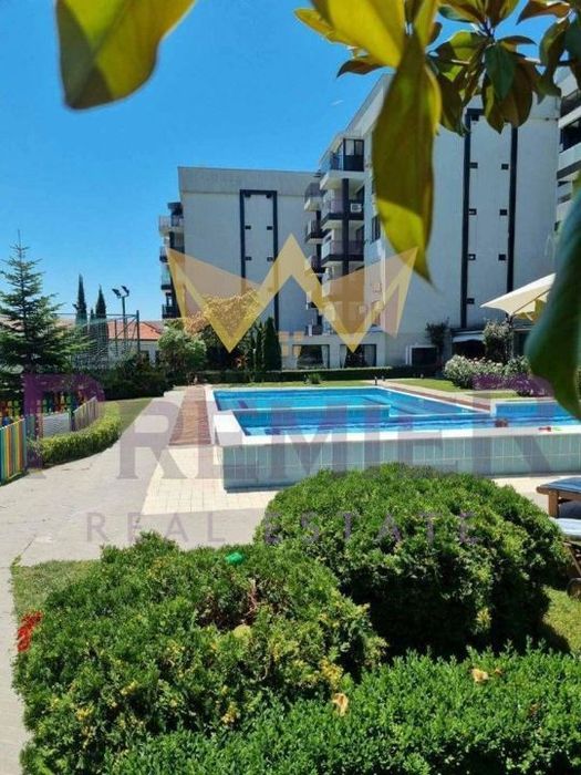 Дава се под наем Тристаен апартамент в Варна, м-т Евксиноград - 120 кв.м за 612 € - Снимка #9