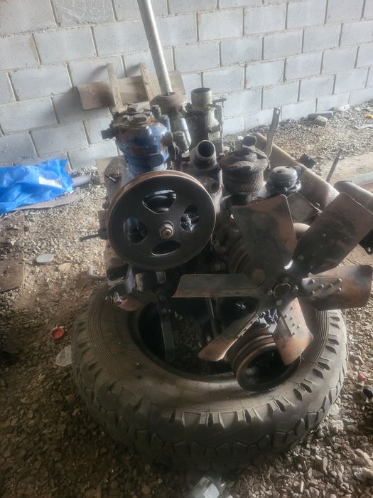 Продам двигатель на Зил