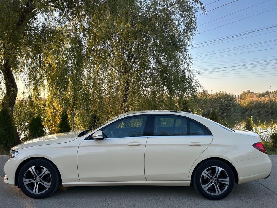 Mercedes-Benz Clasa E 200 d (W212)