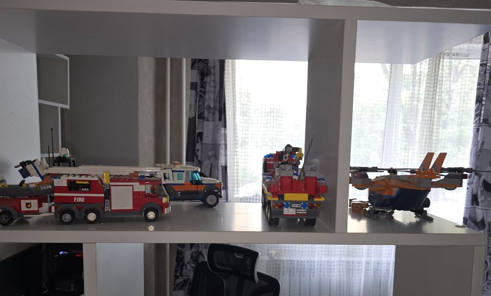продам все LEGO на фото оригинал