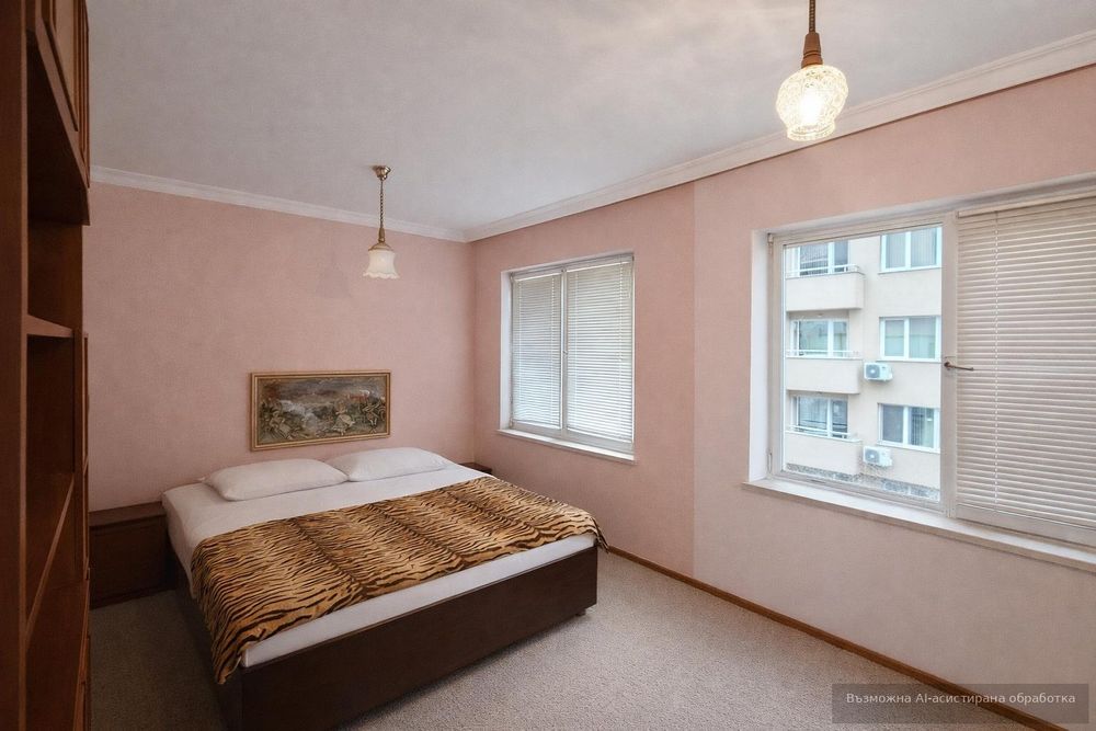 Продава се Тристаен апартамент в Пловдив, Въстанически - 94 кв.м за 776 €/кв.м - Снимка #2