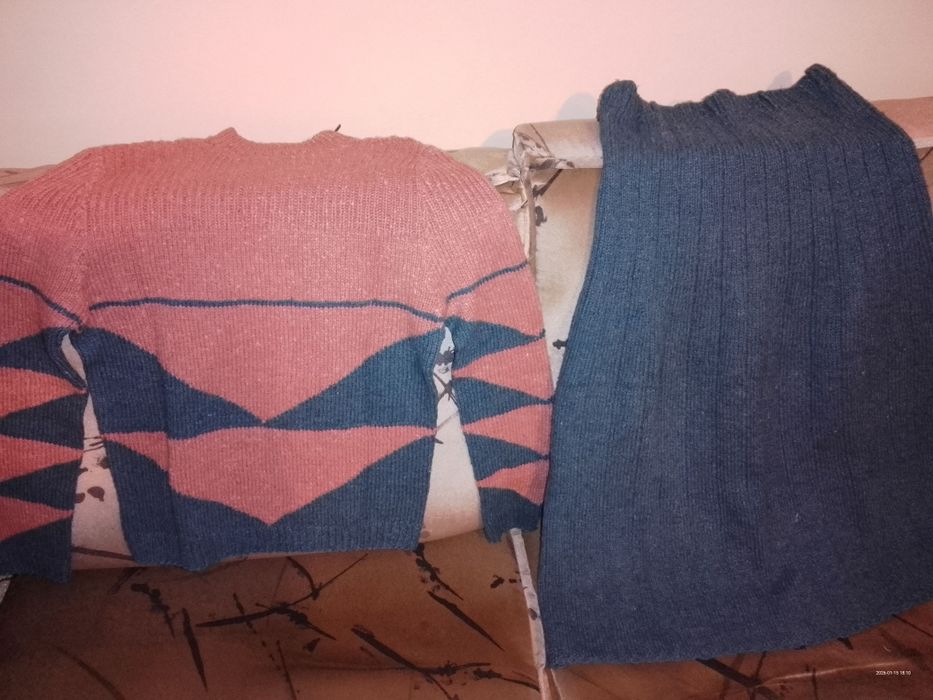 costume tricotate pentru femei