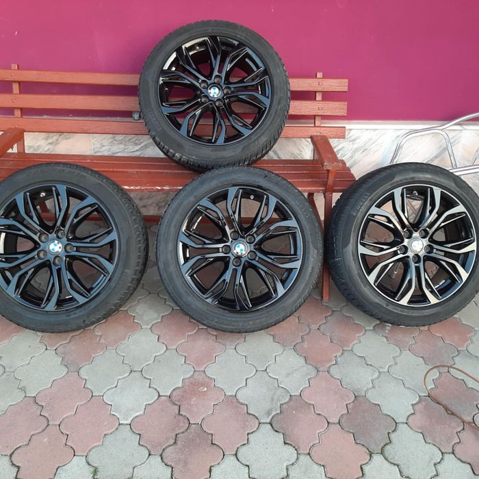 Vand jante BMW X1 pe 18 sau schimb