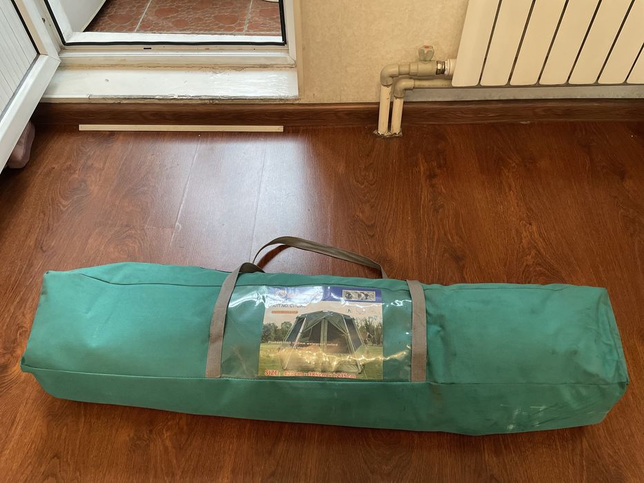 Палатка для кемпинга