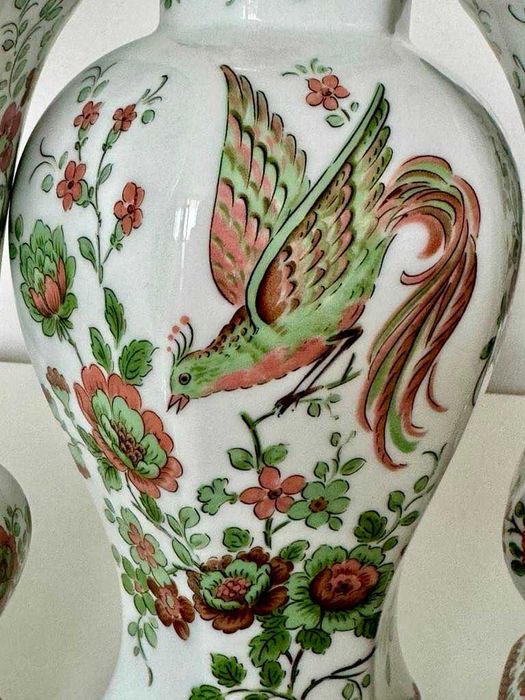 Трио порцеланови вази