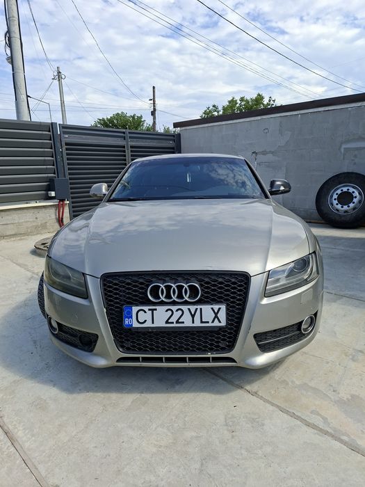 Vând sau schimb Audi a5 coupe