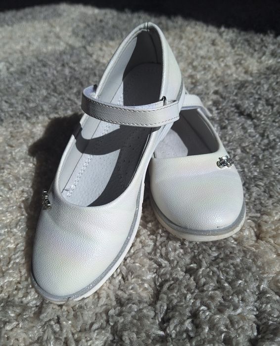 Pantofi albi - 20 cm interior