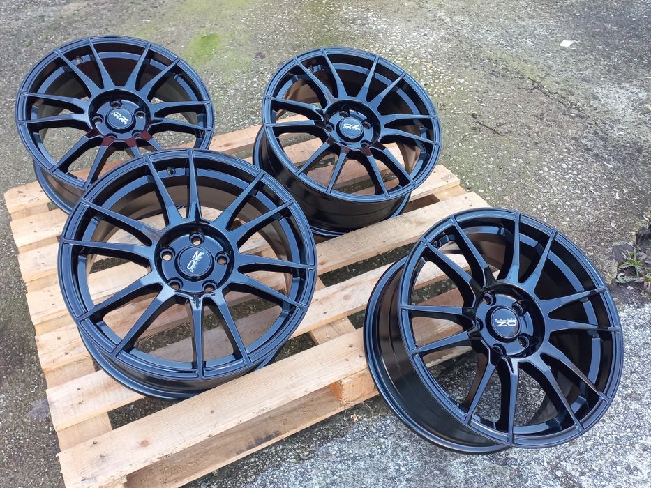 18"O.Z 5x112 Vw Audi Škoda Seat Mercedes 8Ж ет40 Piano Black Чисто Нов