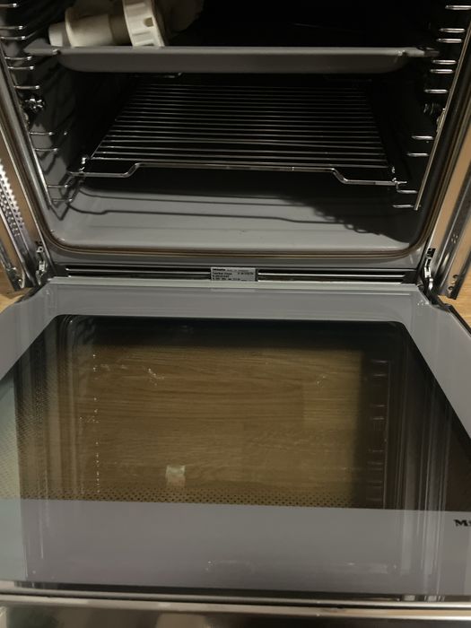 Cuptor electric cu plita vetroceramica KM 215 EDST