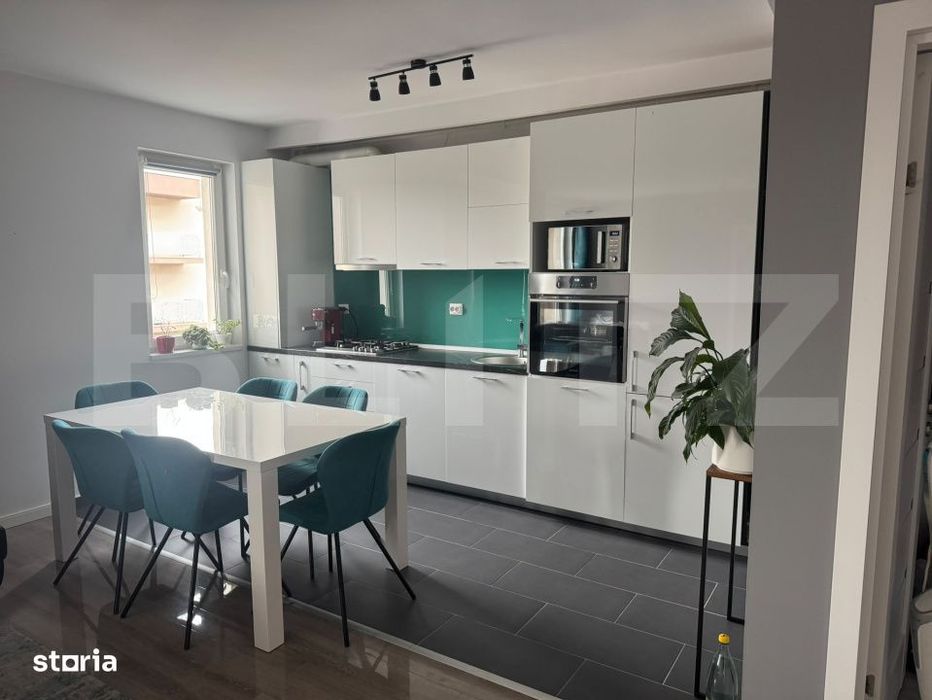 Apartament 3 camere, 71 mp, zona Teilor