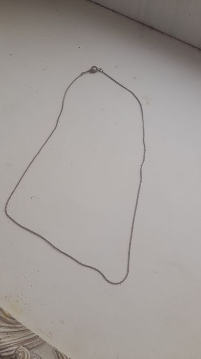 Продаются  цепочка хорошом состояние идеальное сочетание можно  таскат