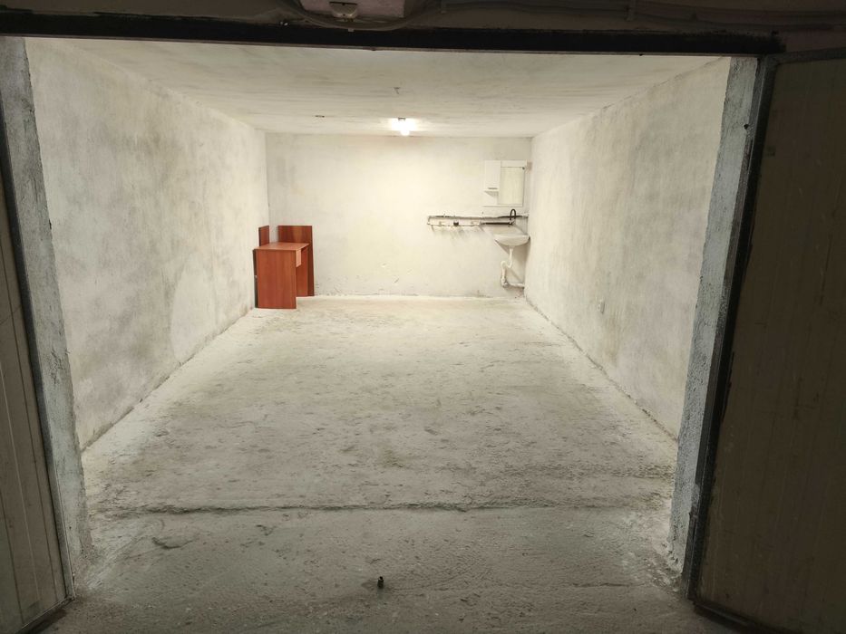 Дава се под наем Гараж / Паркомясто в Стара Загора, Опълченски - 24 кв.м за 71.4 € - Снимка #1