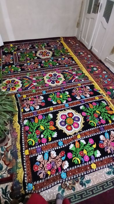 So‘zana,palak,4tali komplekt  sotiladi.