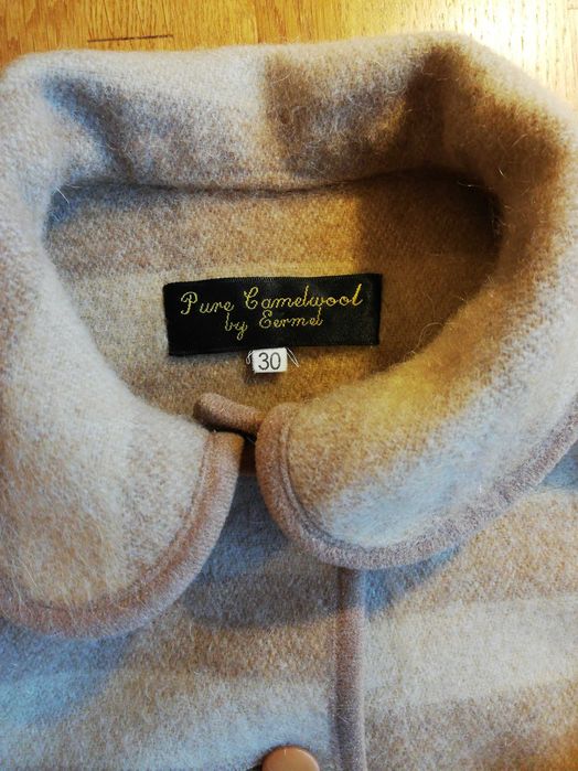 Vând jacheta copil 100% lana de cămilă, în stare excelenta