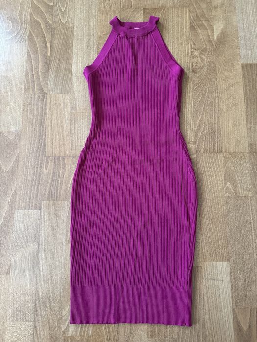 Rochie midi.