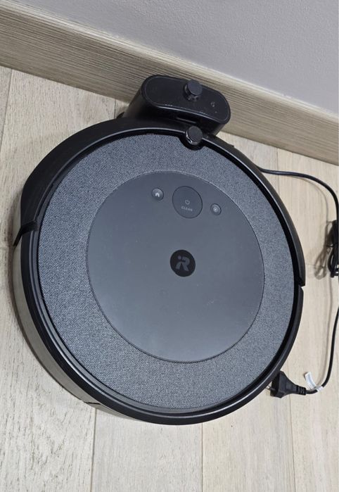 Продам робот-пылесос  Robot | Roomba 13