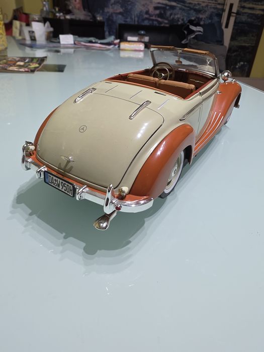 Mercedes 170s (1:18)