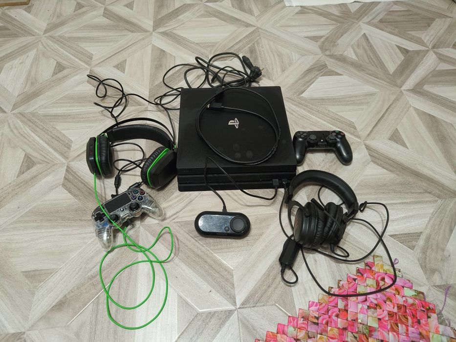 PlayStation 4 pro 1 Tera