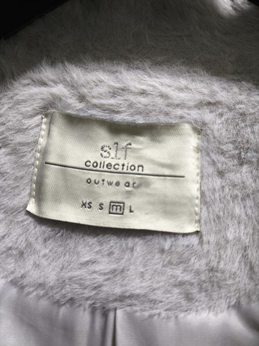 Продаётся  пальто