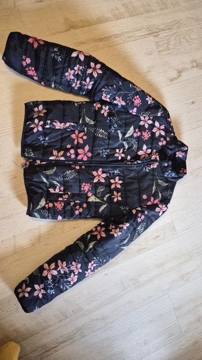 Шушляково яке с флорален принт