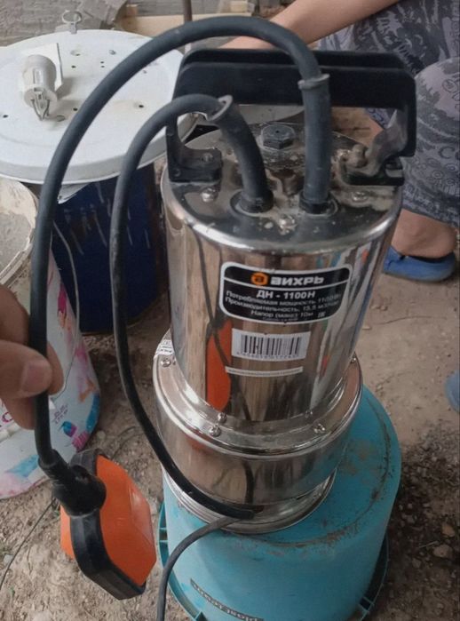 Продам дренажный насос