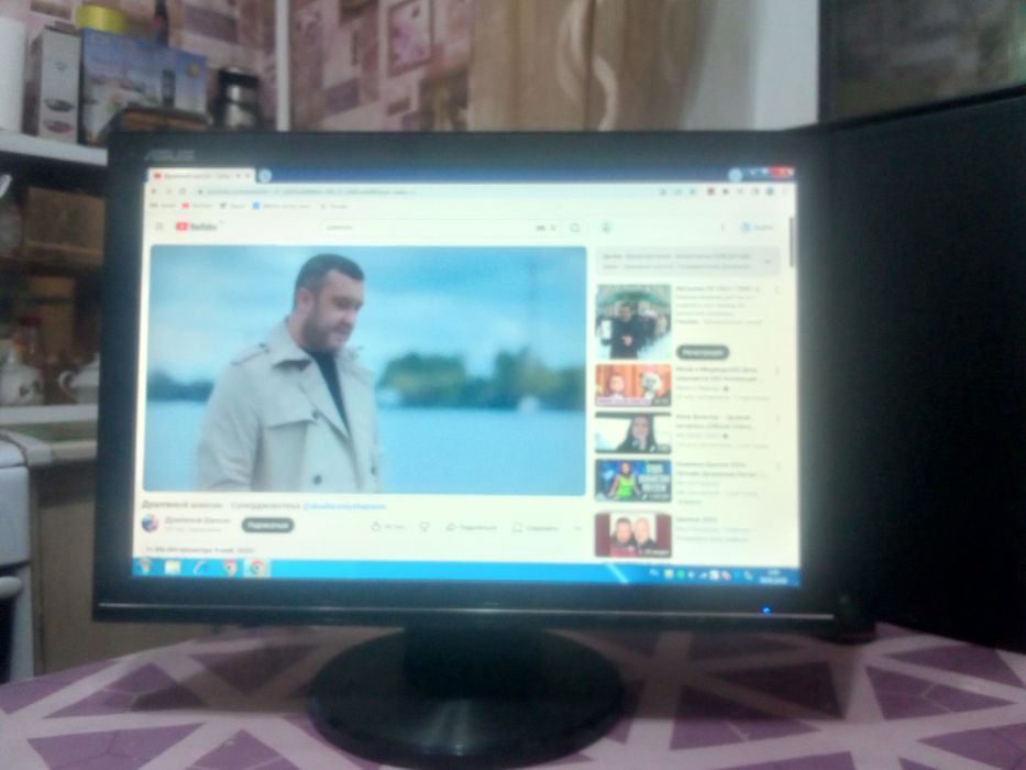 Монитор исправный