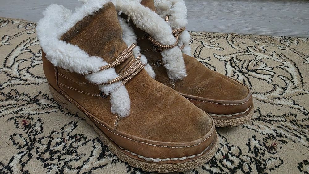 Ботинки на натуральном меху 38 Размер