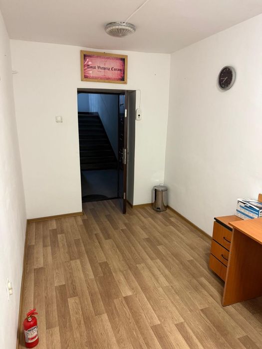 Închiriez spațiu mic în centrul Cluj-Napoca