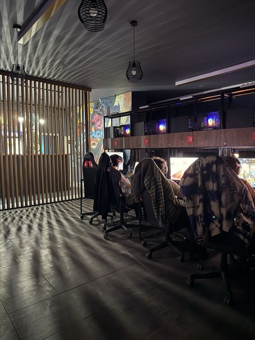 Продается Компютерный клуб