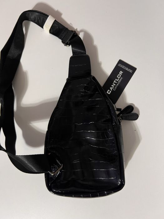 Барсетка CANTLOR