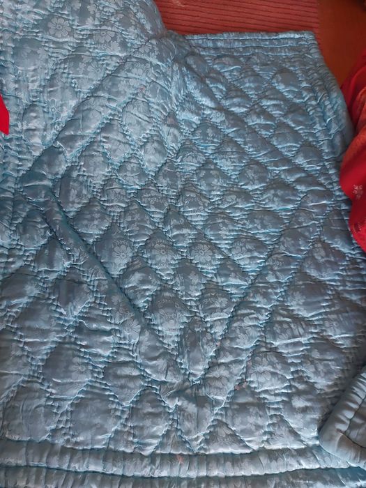 Plapuma lana (confectionez) noua , lenjerii, paturi ,perne,cuverturi