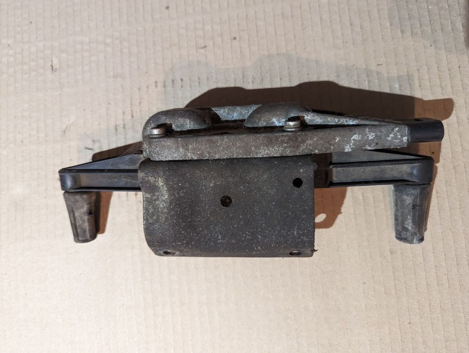 Skoda Fabia 6y 1.4 Скорости, картер, капак клапани, алтернатор, бобина