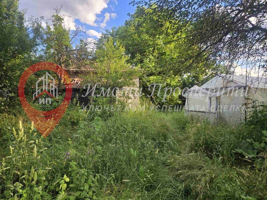 Парцел в Перник-Църква площ 1259 цена 115000