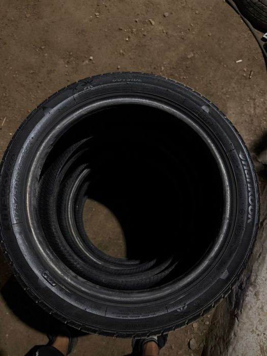 Продам комплект шин Hankook