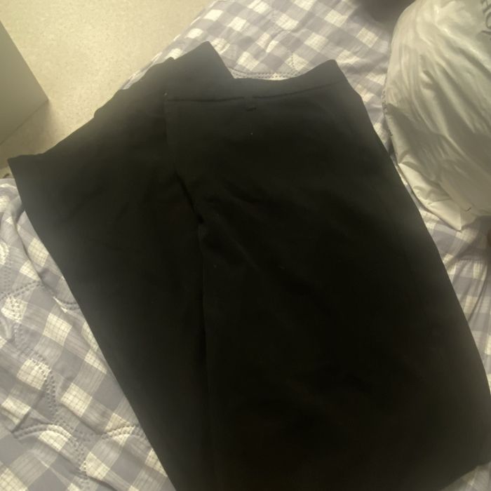 Брюки на высокой посадке