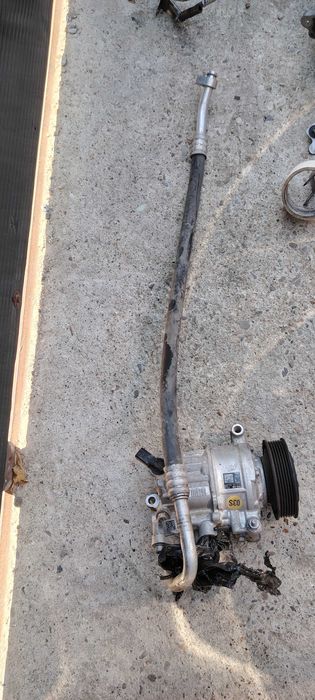 Compresor aer condiționat  Audi A4 B9 și Audi A5 F5 cod  4MO816803