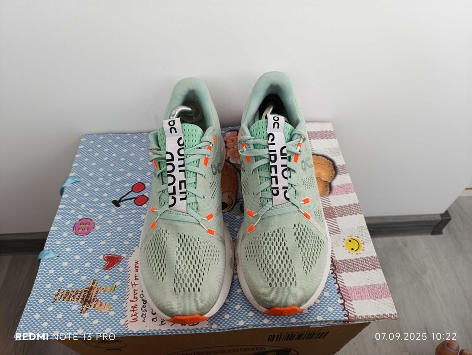 ''On Cloudsurfer''оригинални маратонки 45.5 номер