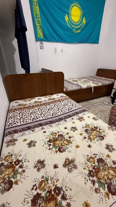 Продам кровать состояние отличное 2штуки