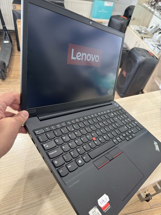 Laptop Lenovo ThinkPad E15, Intel Core i5-10210U, 8GB DDR4, HDD 1TB + SSD 256GB , AMD Radeon RX 640