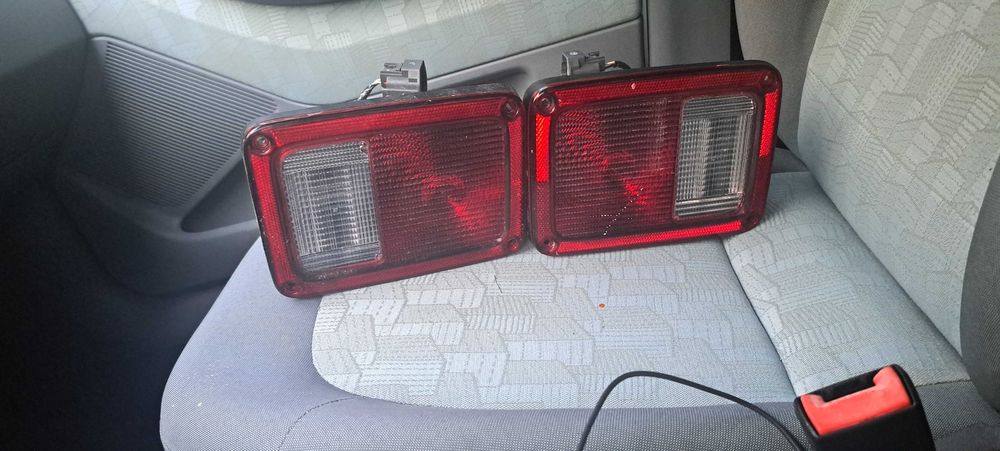 Stopuri Lampi Wrangler