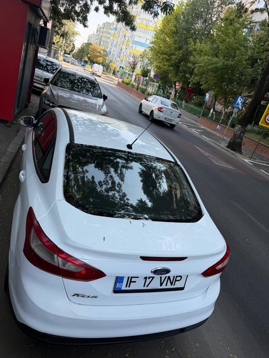 FORD Focus 2012 — imagine 4