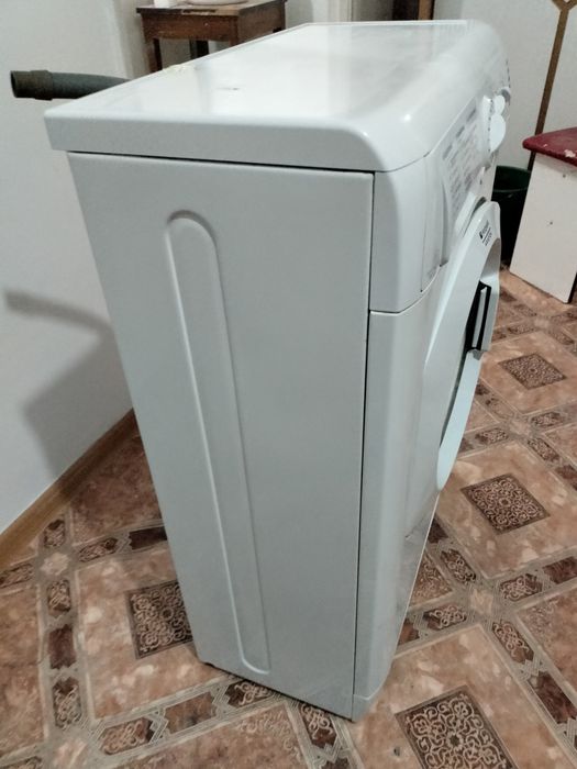 Продам стиральную машину