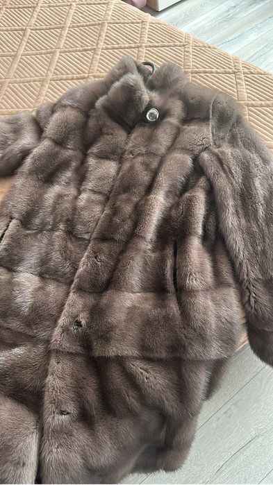 Продам норковую шубу