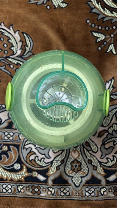 соковыжималка Polaris PEA 0205.