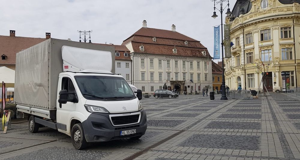 Transport de  marfă  .Mutări . Debarasari . Moloz . Paleti .Sibiu