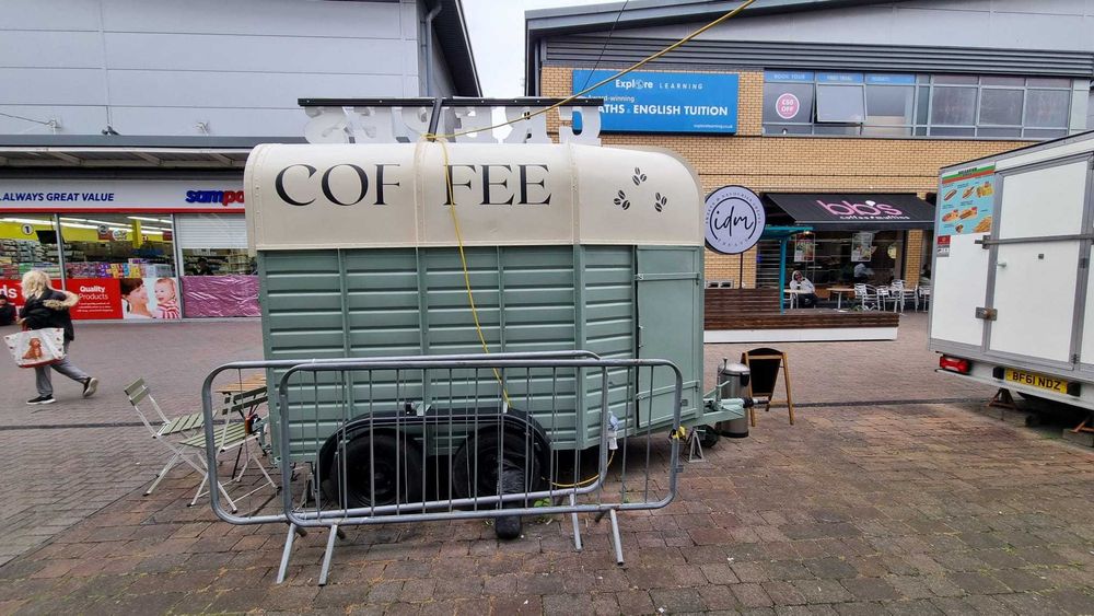 Afacere Completa Rulota Fast Food din Anglia